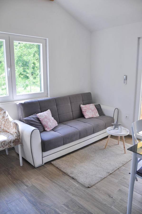 Apartmani Carnizza Ražanac Екстериор снимка