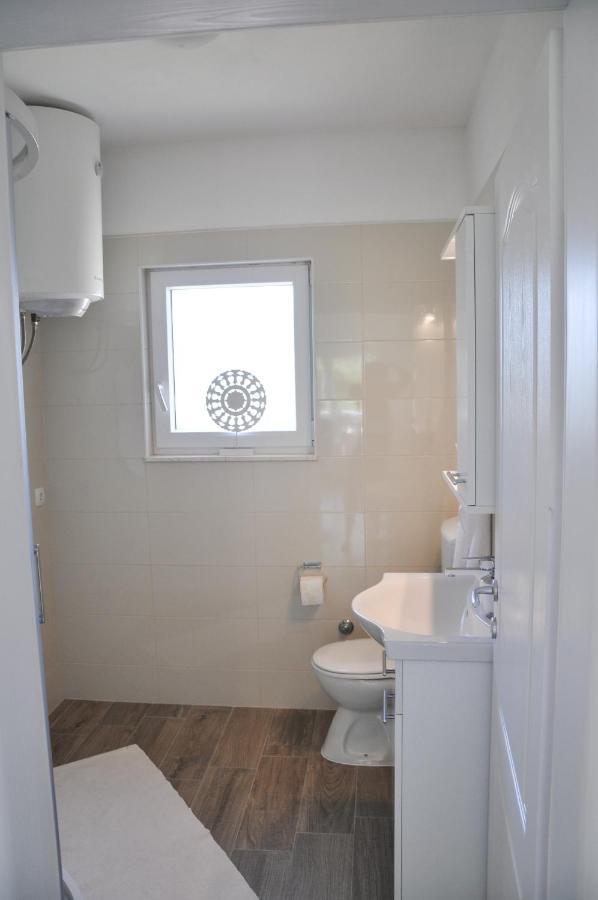 Apartmani Carnizza Ražanac Екстериор снимка
